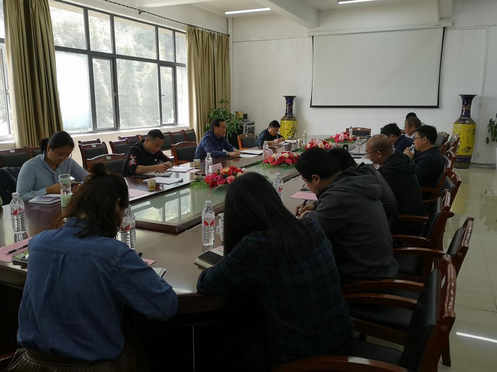 校纪委书记赵松到文学院开展“转作风、抓机遇、解难题、促发展”专题调研