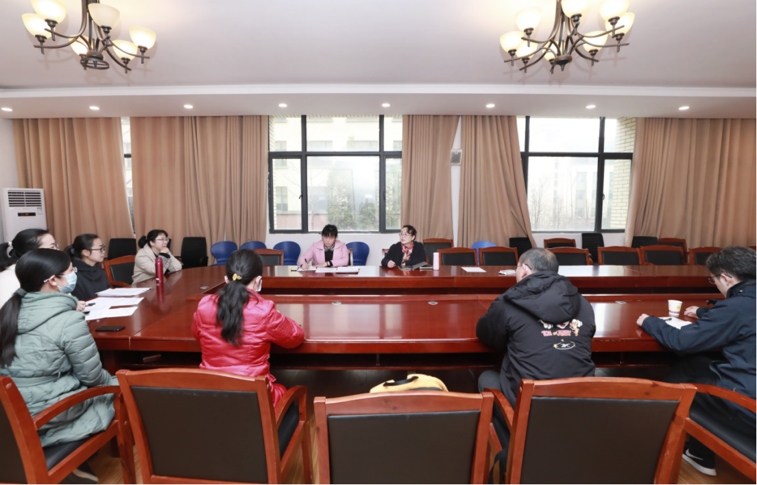 校党委委员、宣传部部长路言莉参加传媒学院教工广播电视学系党支部2022年度组织生活会-贵州师范大学新闻网
